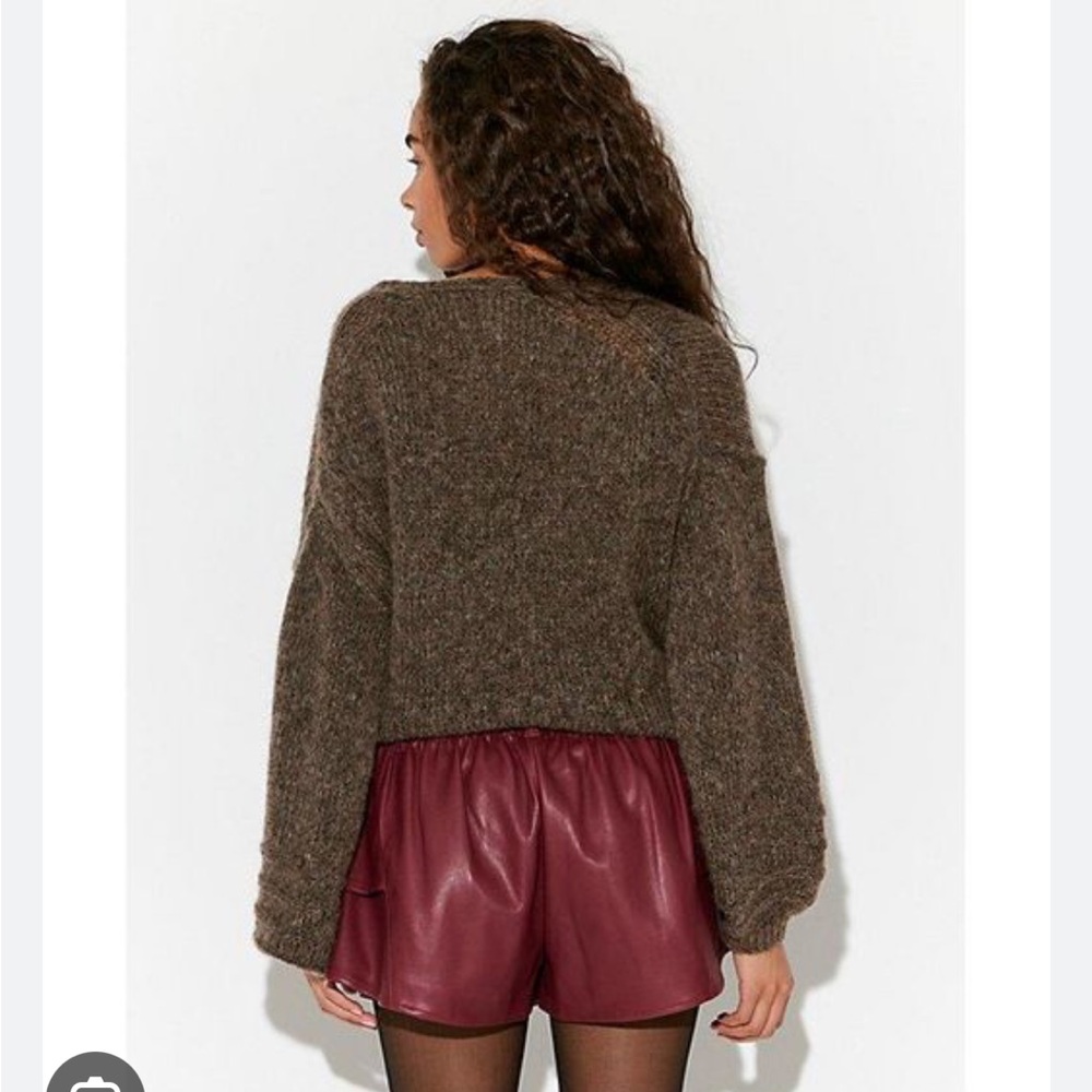 Free People Stardust Vegan Ruffle Shorts. - Picture 3 of 4